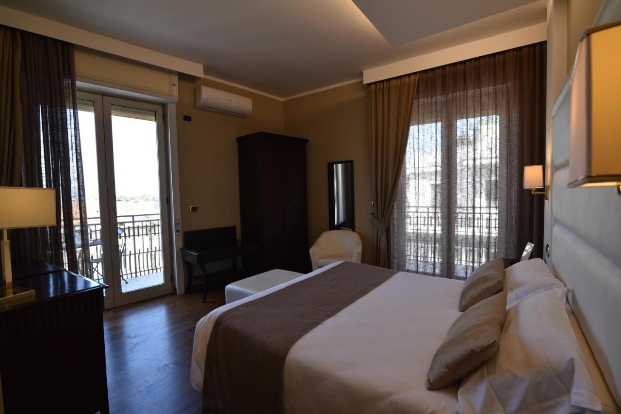 Hotel Palma Pompei Exterior foto