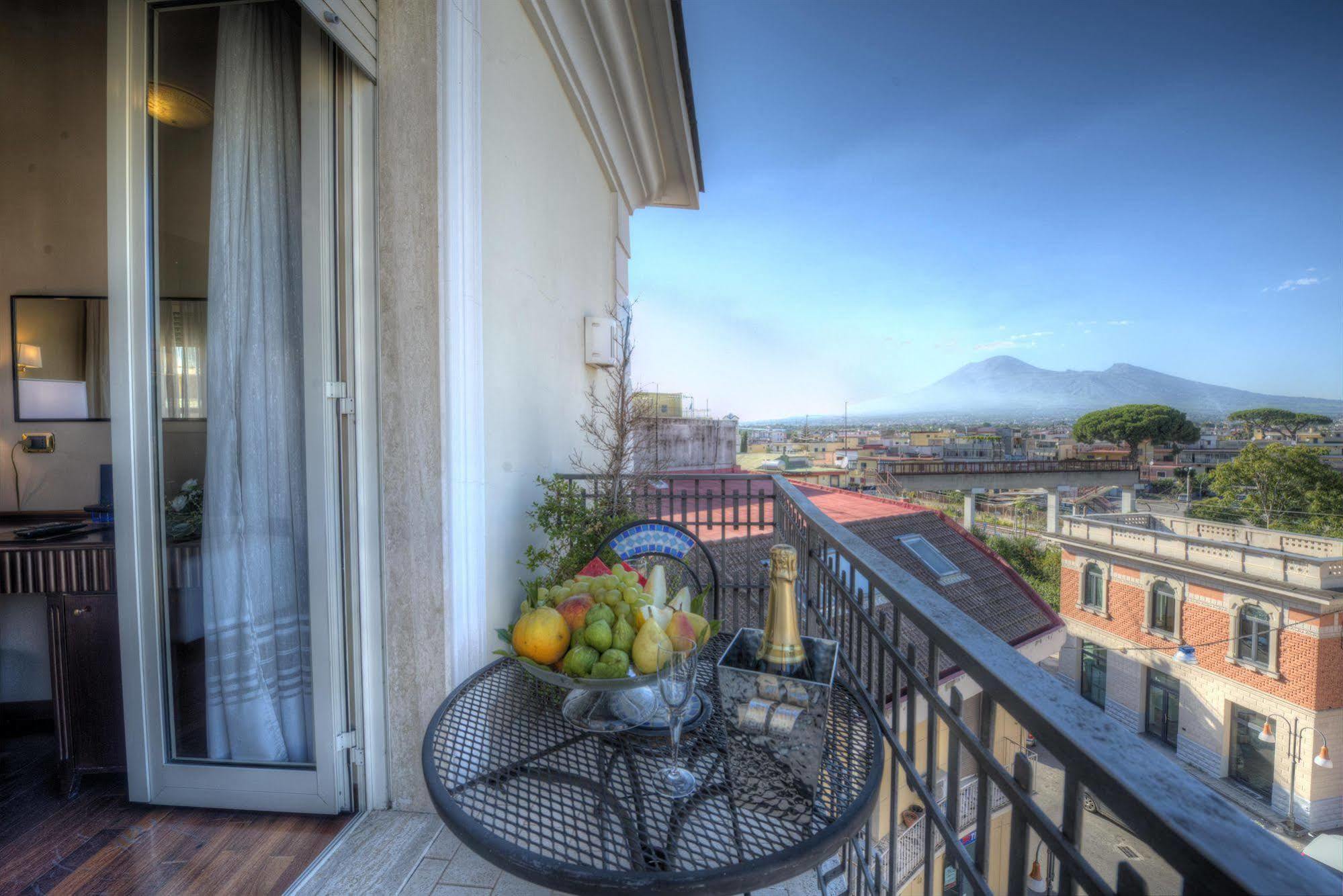 Hotel Palma Pompei Exterior foto
